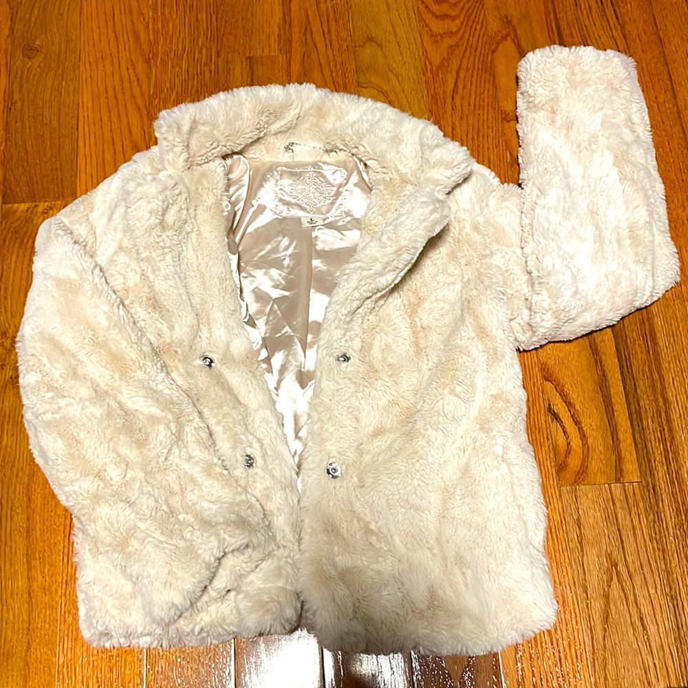 JouJou beautiful jacket!